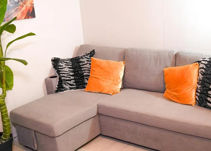 Renovated Cozy One Bed Apt D2-1007